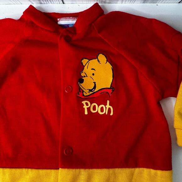 Vintage Winnie The Pooh Sleeper- Romper Disney Medium 12-18 lbs 3-6mo - Picture 2 of 7
